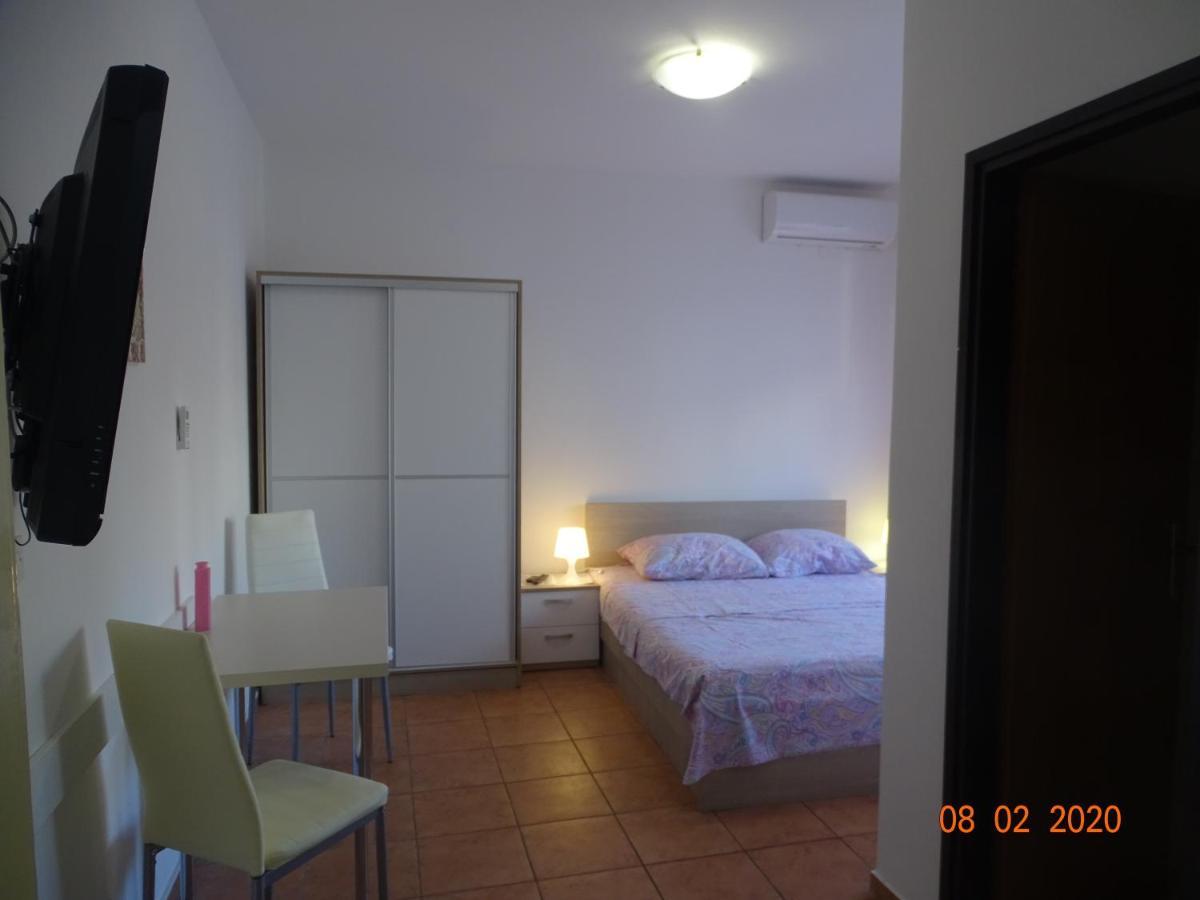 Apartments Antea & Magdalena Pirovac Extérieur photo