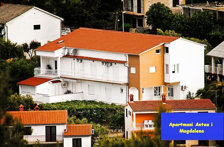 Apartments Antea & Magdalena Pirovac Extérieur photo