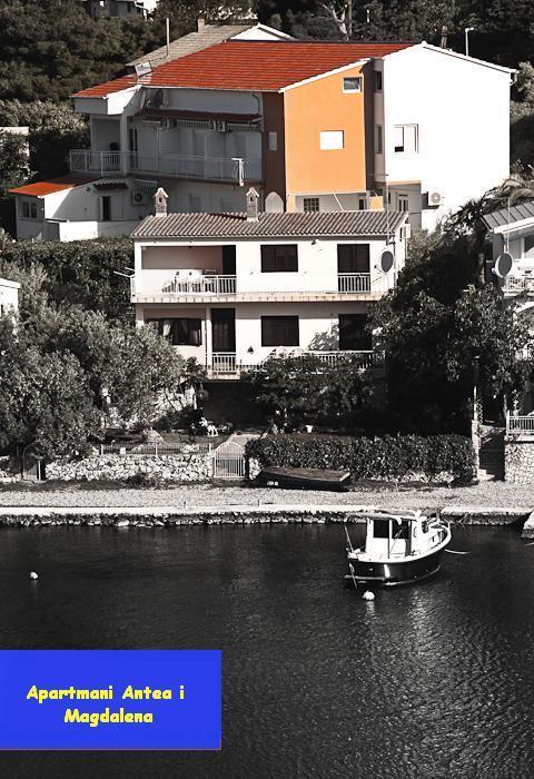 Apartments Antea & Magdalena Pirovac Extérieur photo