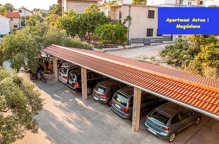 Apartments Antea & Magdalena Pirovac Extérieur photo