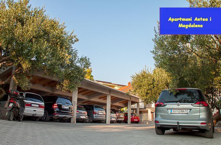 Apartments Antea & Magdalena Pirovac Extérieur photo