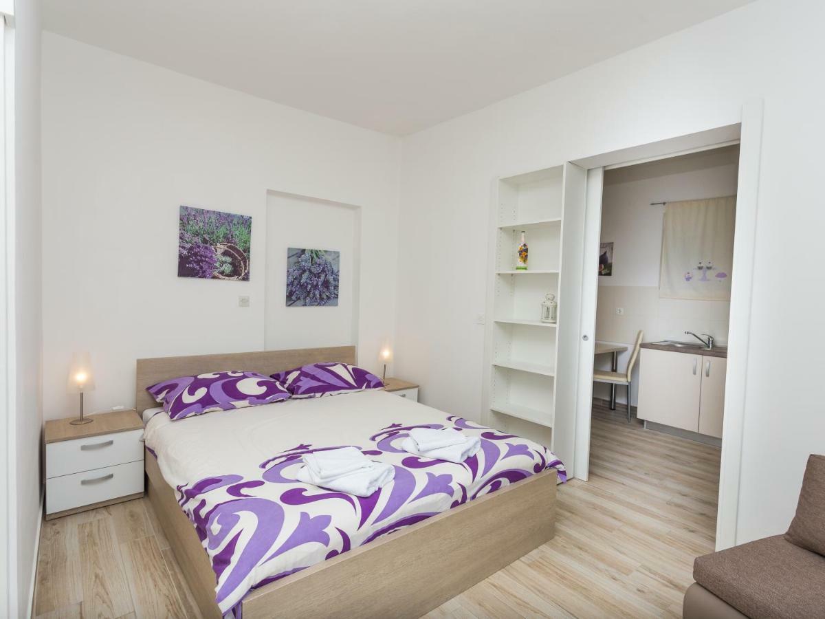 Apartments Antea & Magdalena Pirovac Extérieur photo